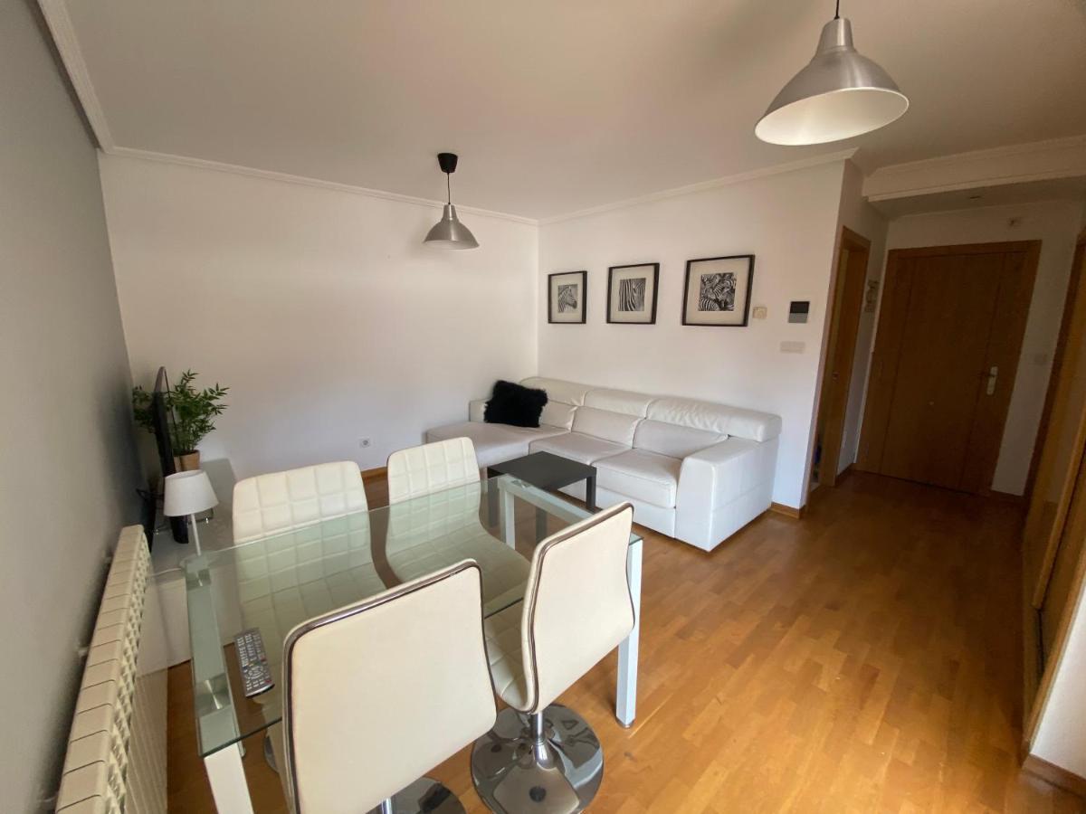 Apartamento A 5 Min Caminando De La Playa Sta. Cristina, Oleiros Ngoại thất bức ảnh